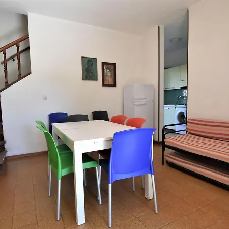 Locazione Turistica Osti Casa de Férias *